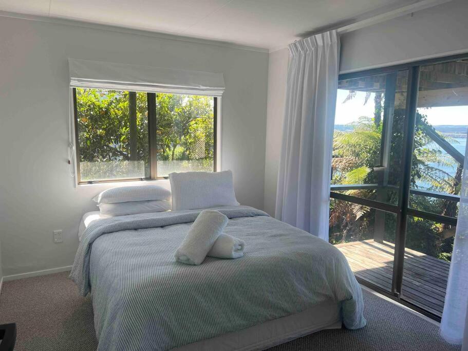 Breathtaking Views Villa Taupo Exterior photo